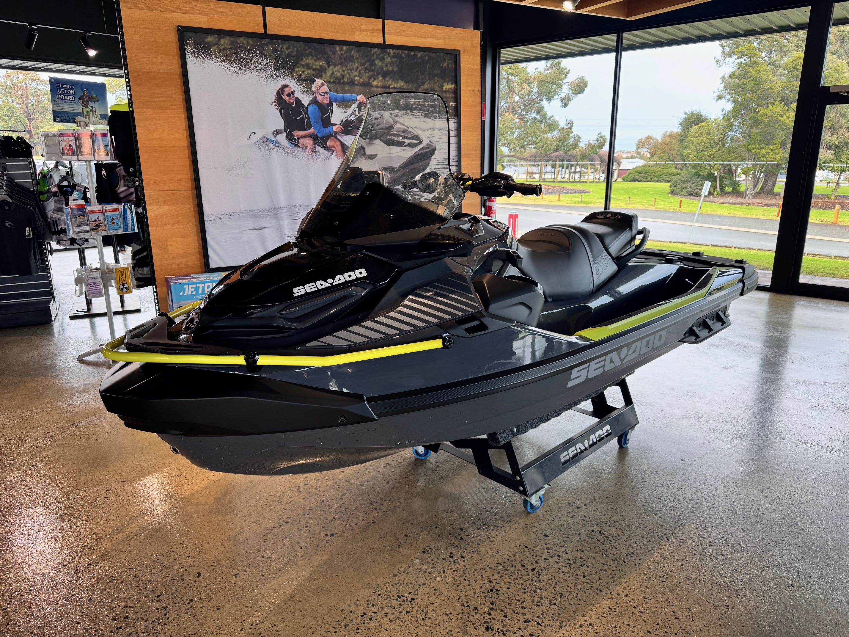2023 Explorer Pro 170 - 1
